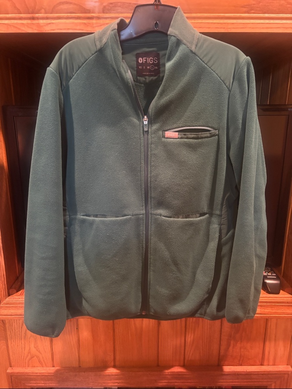 Figs on shift jacket.